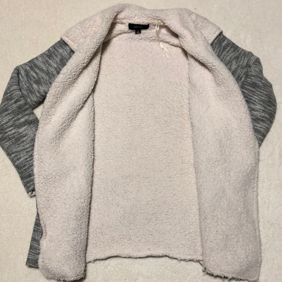 Miss Love Jacket HP! 🥳 - Picture 2 of 7